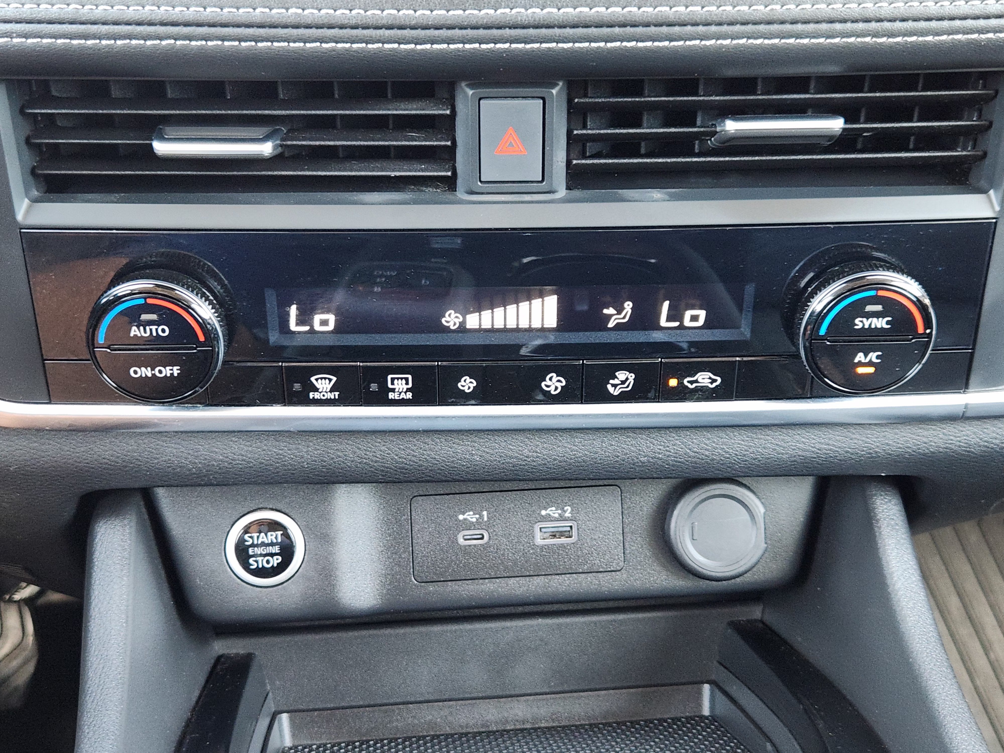 2023 Nissan Rogue SV FWD