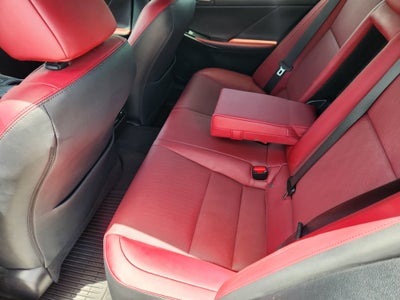 2025 Lexus IS IS 350 F SPORT Design