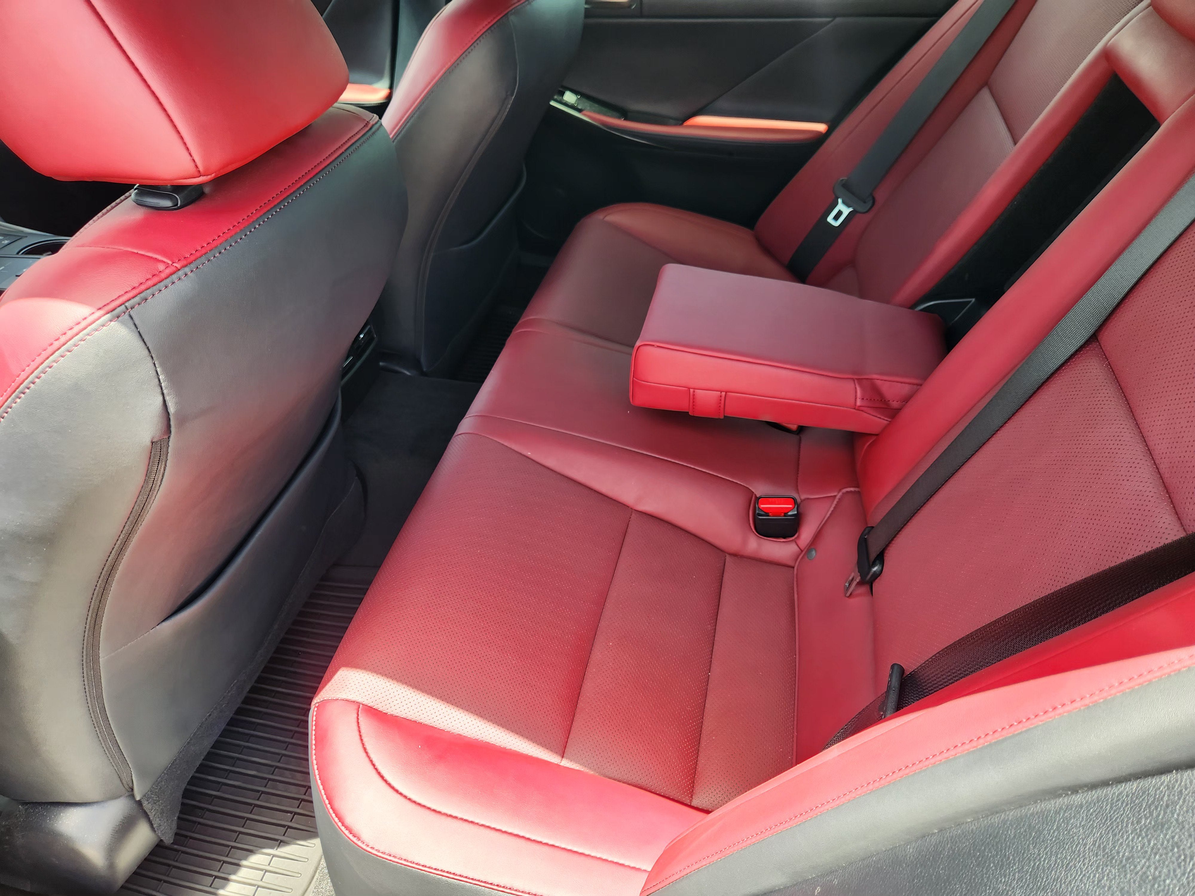2025 Lexus IS IS 350 F SPORT Design