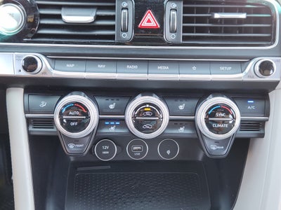 2023 Genesis G70 2.0T RWD