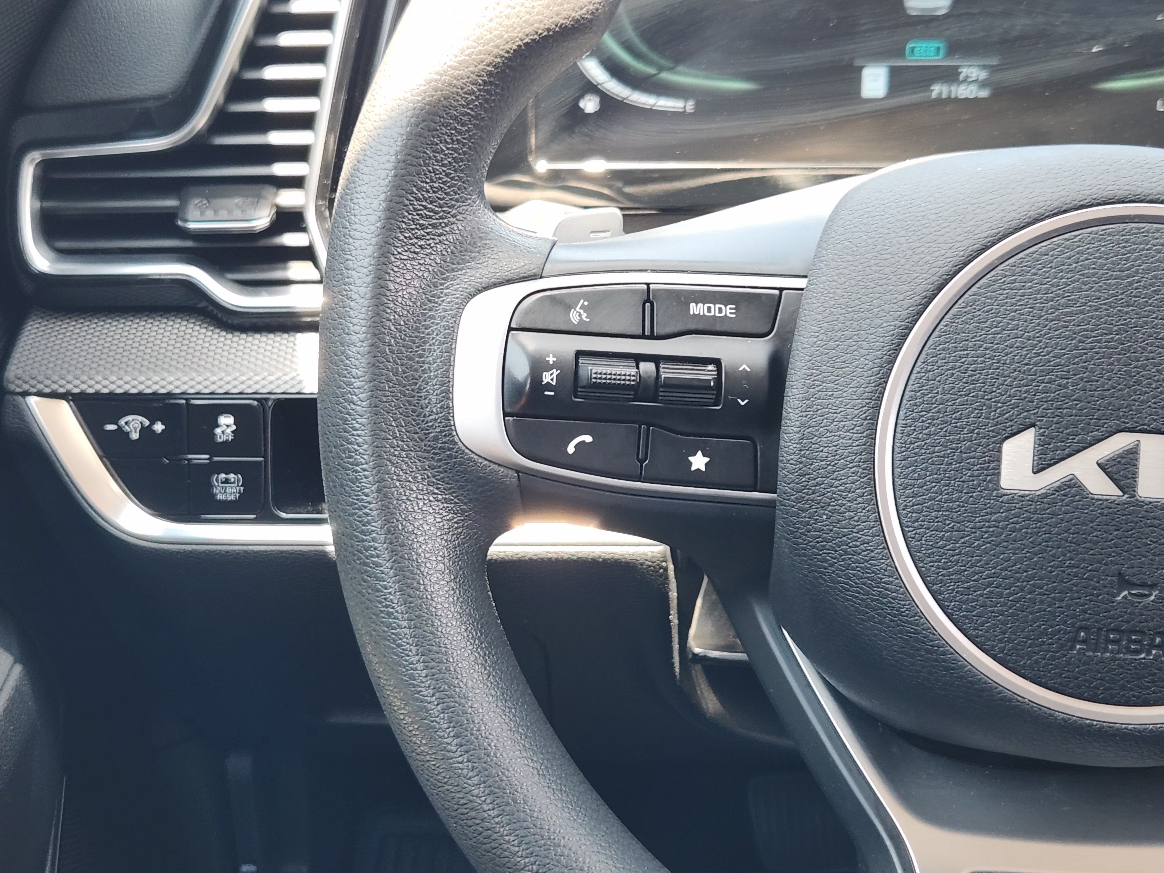 2023 Kia Sportage Hybrid LX