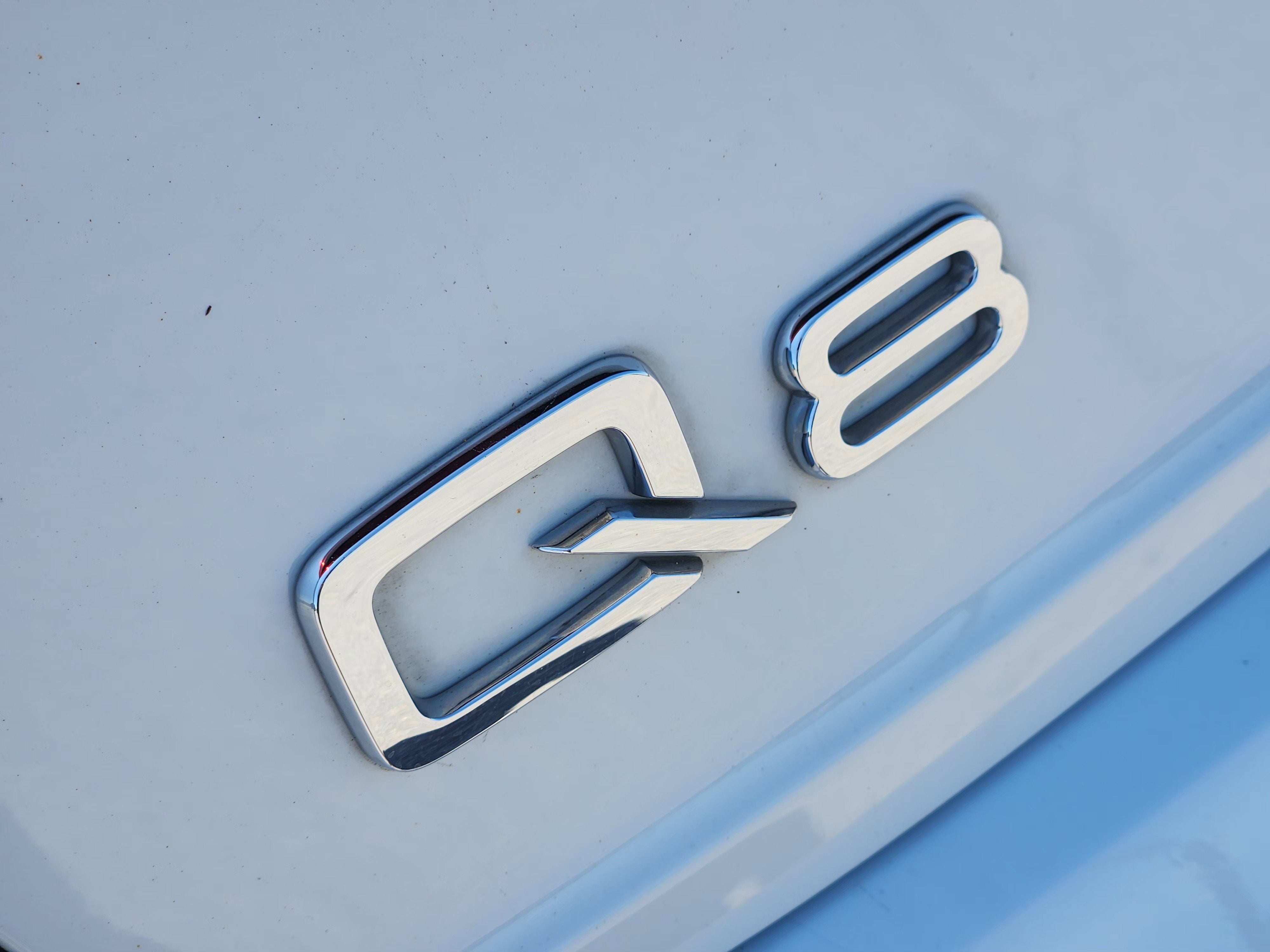 2019 Audi Q8 Premium Plus