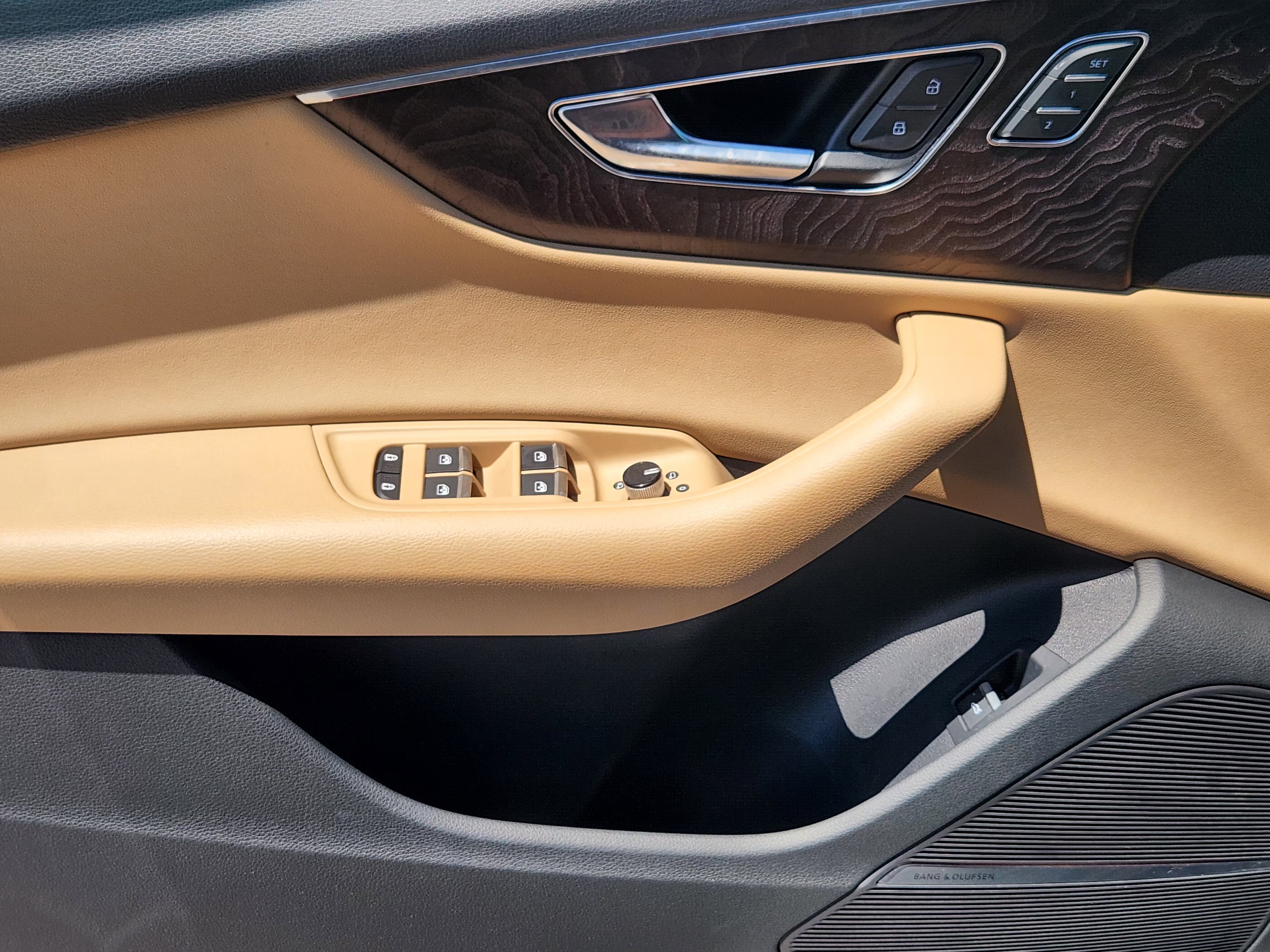 2019 Audi Q8 Premium Plus