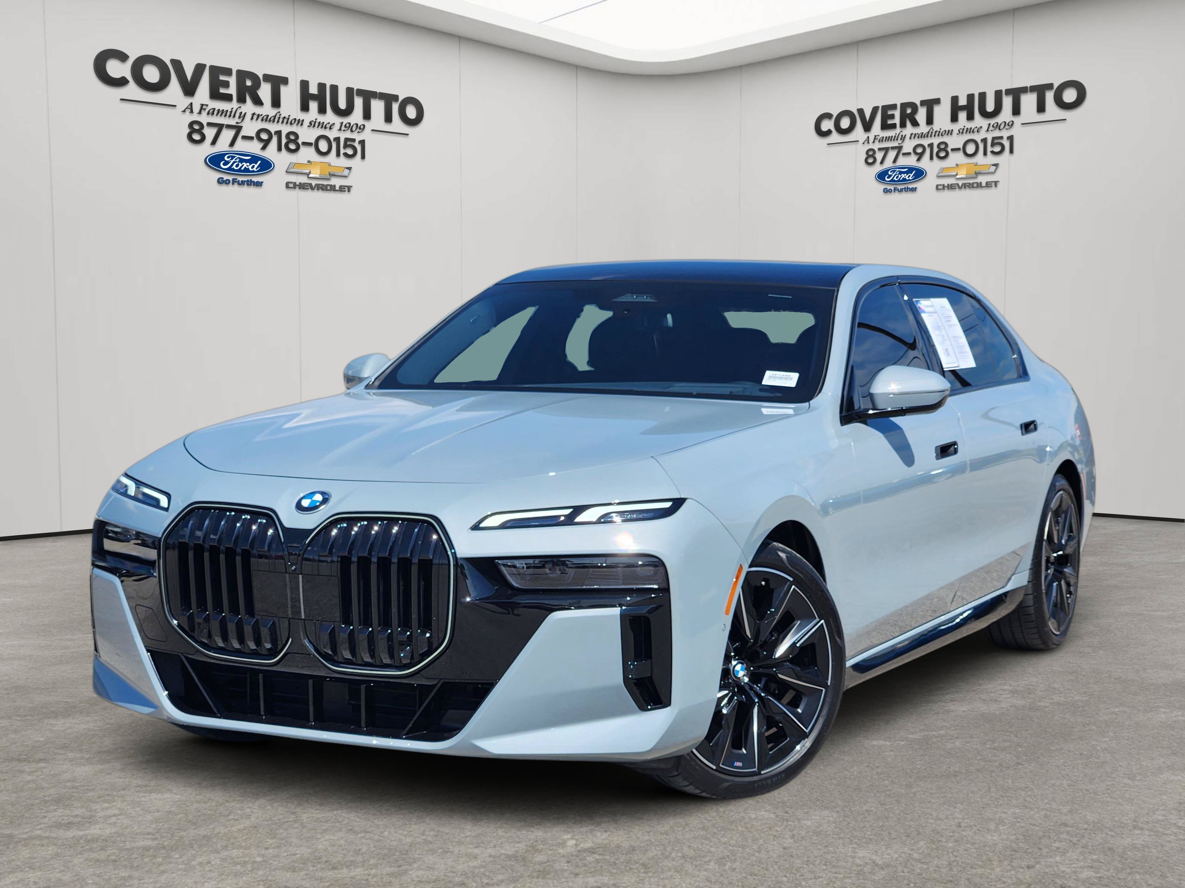 2025 BMW 740i 740i