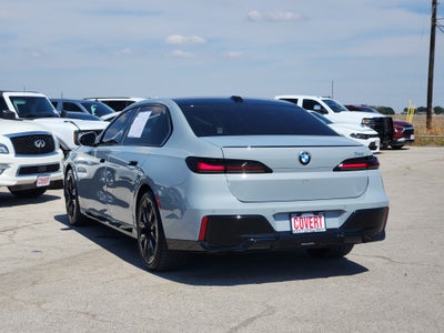2025 BMW 740i 740i