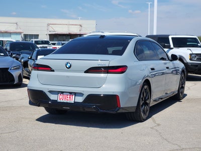 2025 BMW 740i 740i