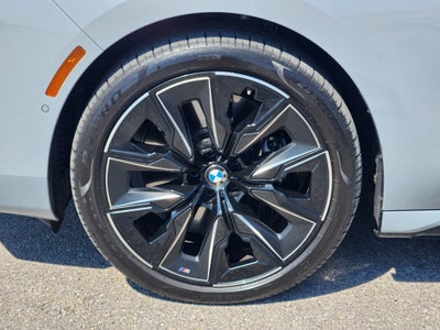 2025 BMW 740i 740i