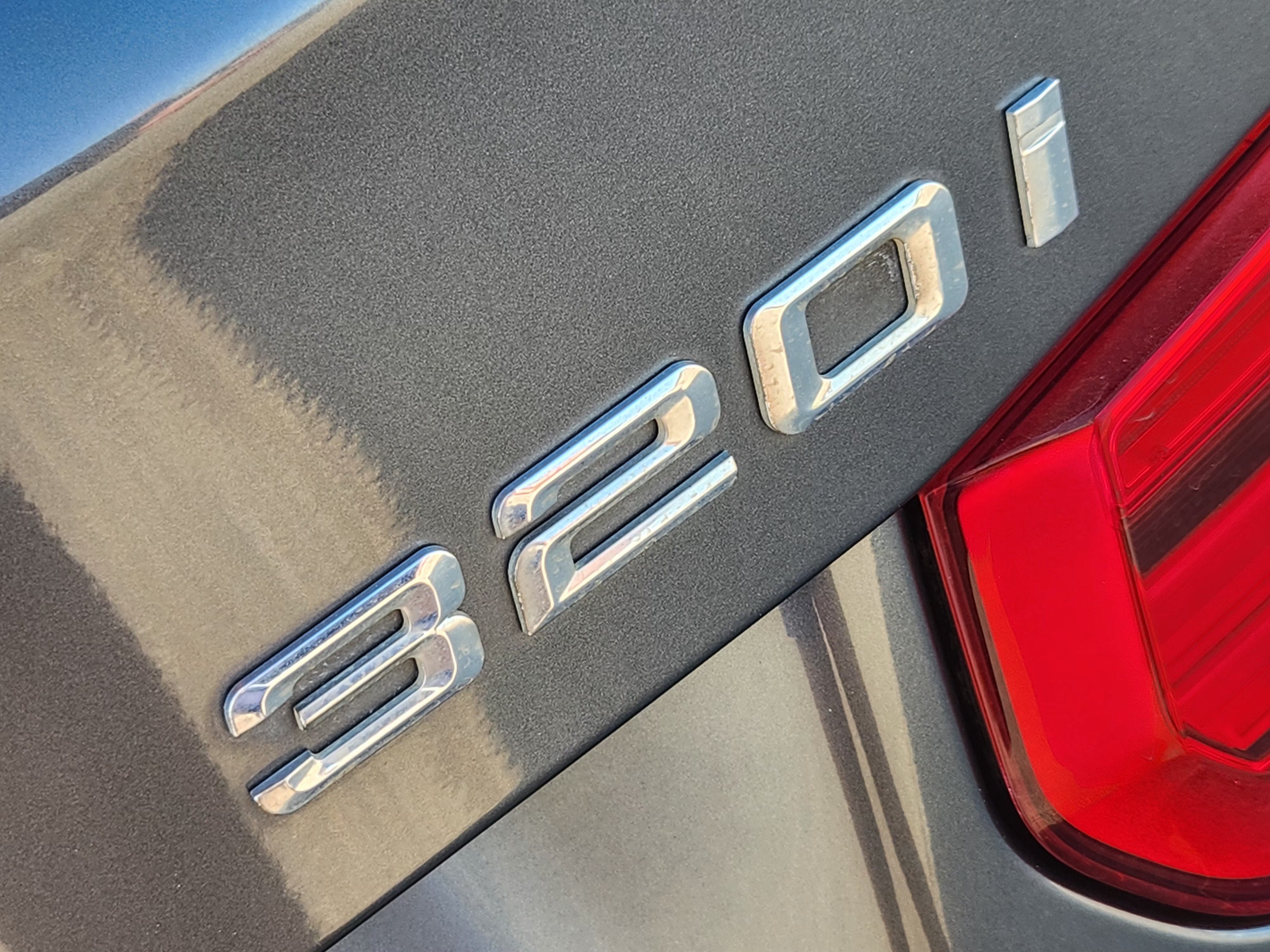 2017 BMW 320i 320i
