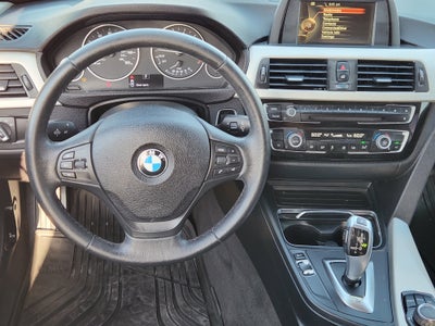 2017 BMW 320i 320i