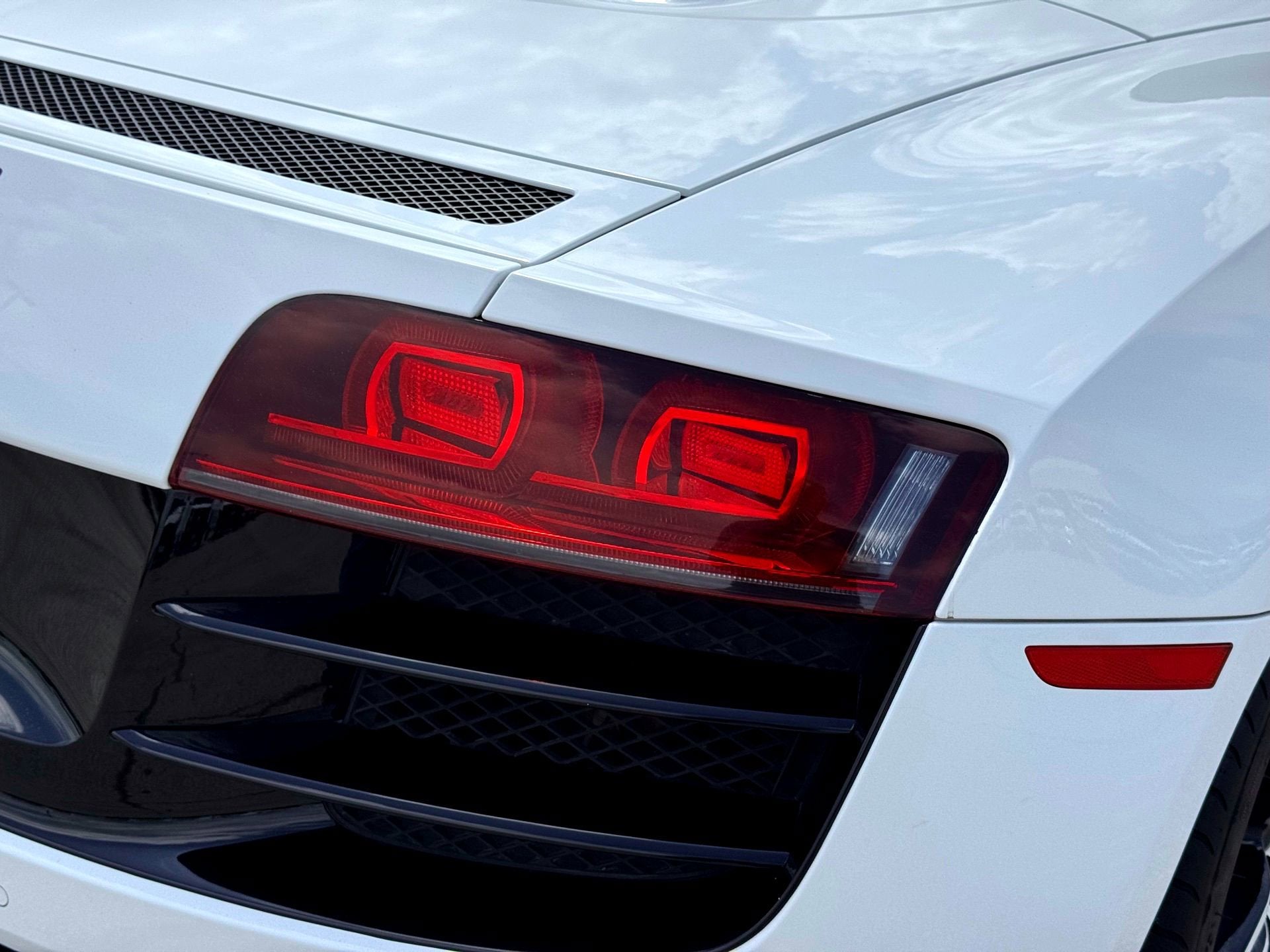2011 Audi R8 5.2L