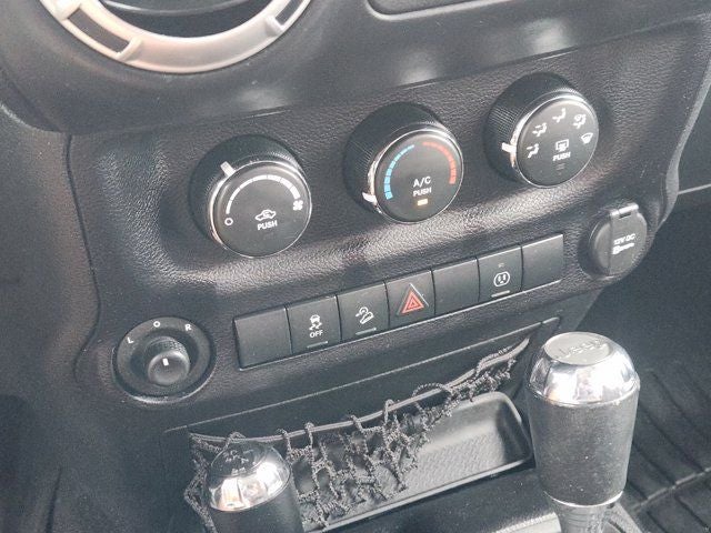 2016 Jeep Wrangler Sahara