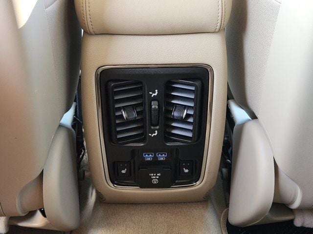 2020 Jeep Grand Cherokee Overland