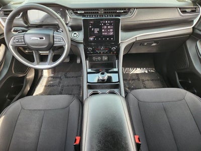 2025 Jeep Grand Cherokee Laredo X
