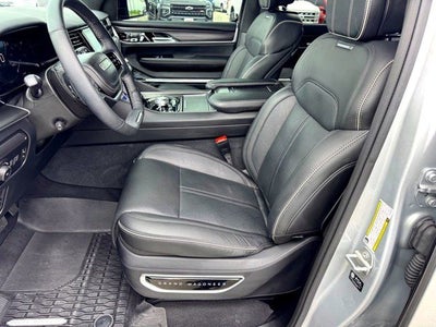2024 Jeep Grand Wagoneer L Series II OBSIDIAN