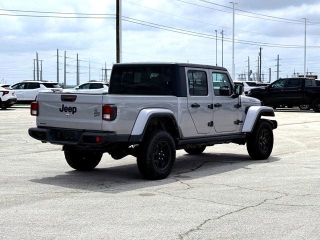 2021 Jeep Gladiator Willys
