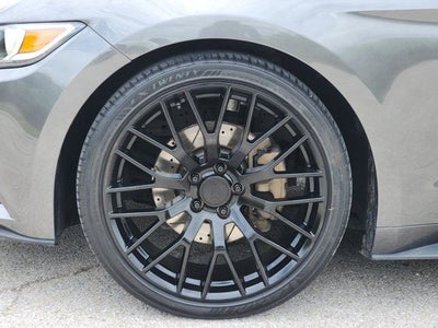 2017 Ford Mustang V6