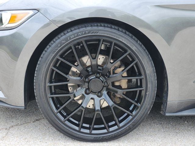 2017 Ford Mustang V6