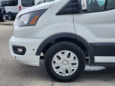2025 Ford Transit-350 XLT 15-Passenger
