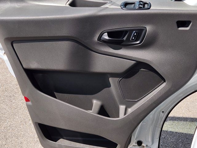 2025 Ford Transit-350 XLT 15-Passenger