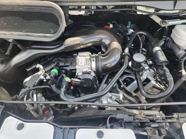 2025 Ford Transit-350 XLT 15-Passenger
