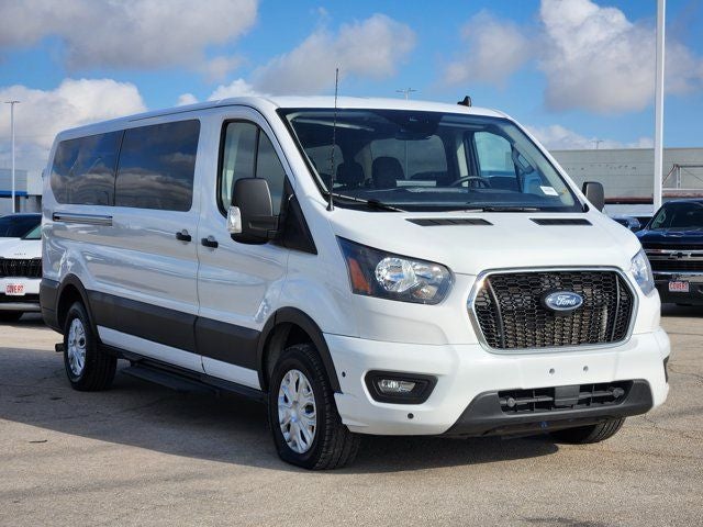 2025 Ford Transit-350 XLT 15-Passenger