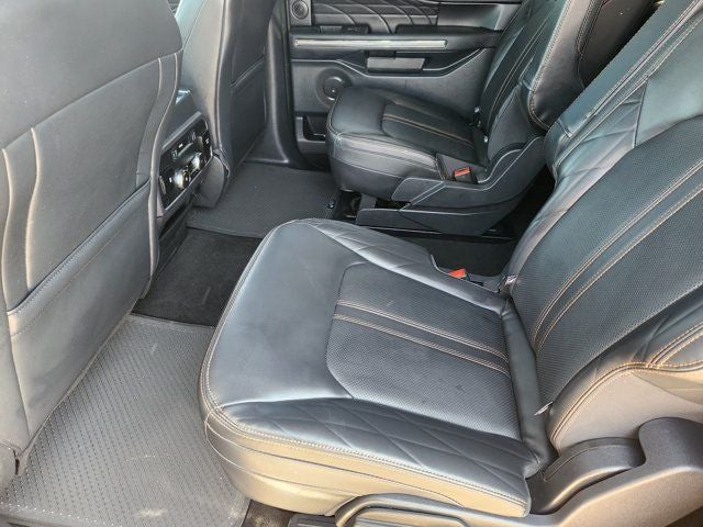 2024 Ford Expedition Max Platinum