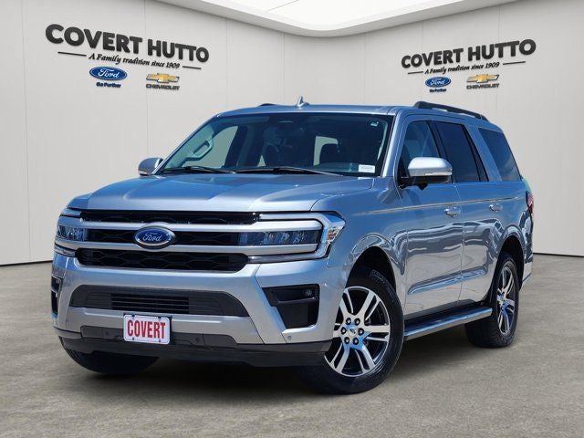 2022 Ford Expedition XLT's photo
