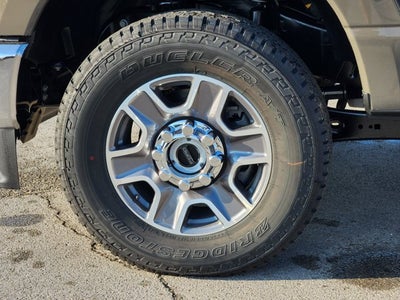 2027 Ford F-250SD Lariat