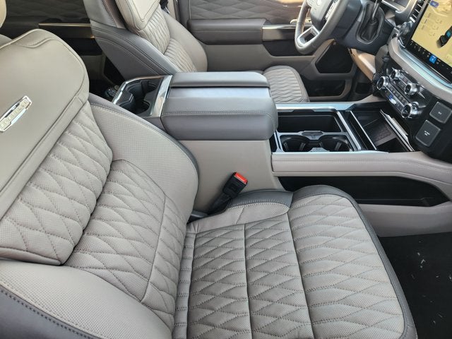 2027 Ford F-350SD Platinum