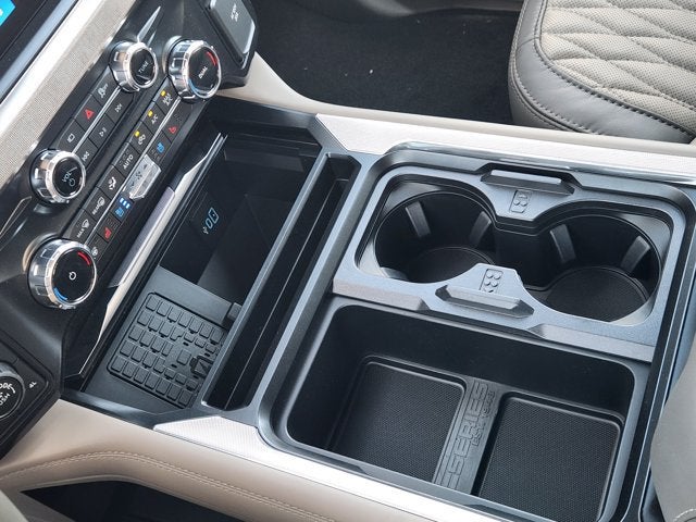 2027 Ford F-350SD Platinum