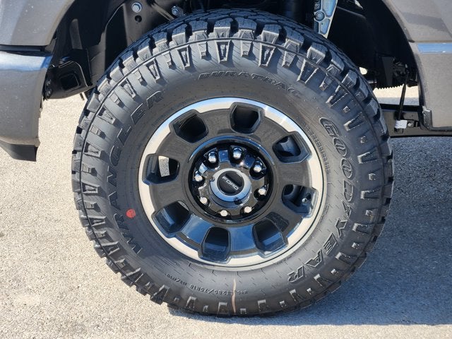 2027 Ford F-350SD Platinum