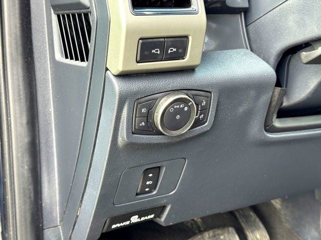 2022 Ford F-350SD Lariat