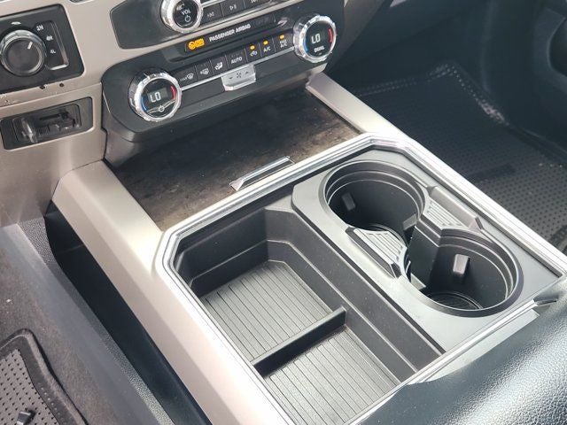 2022 Ford F-350SD Lariat DRW