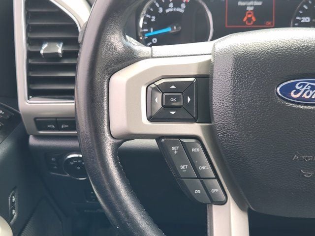 2022 Ford F-350SD Lariat DRW