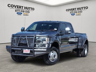 2022 Ford F-350SD Platinum
