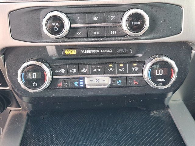 2022 Ford F-350SD Platinum