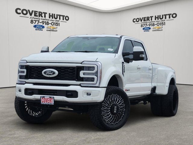 2026 Ford F-450 Platinum 4x4 Crew Cab 8' Box DRW's photo