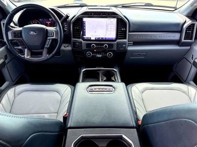 2022 Ford F-450SD Limited