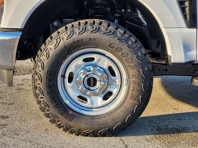 2027 Ford F-350SD XL