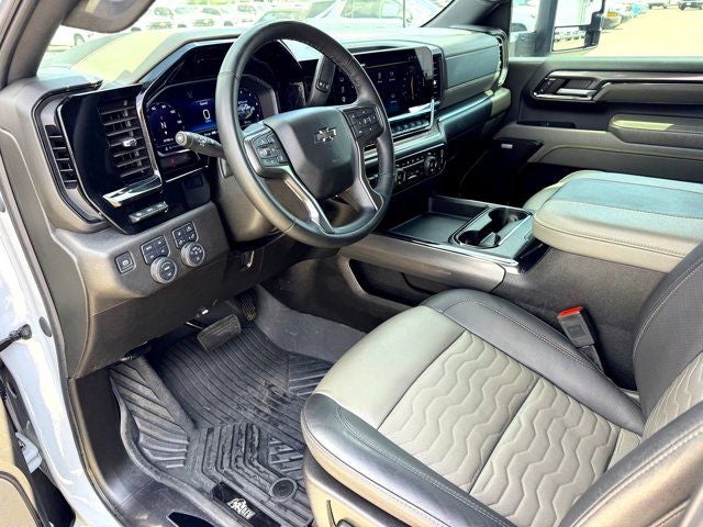 2025 Chevrolet Silverado 2500HD ZR2 Bison Edition
