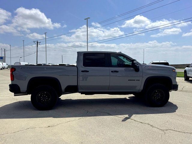 2025 Chevrolet Silverado 2500HD ZR2 Bison Edition