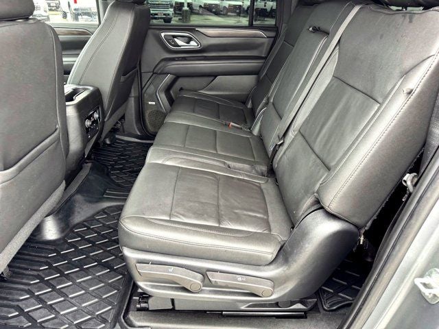 2022 Chevrolet Suburban LT