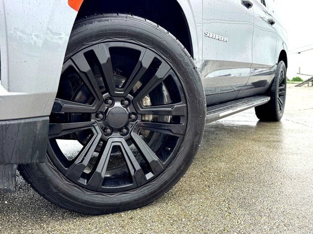 2022 Chevrolet Suburban LT