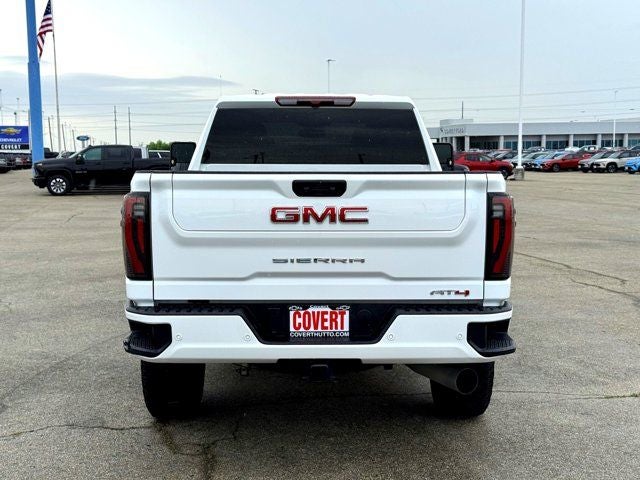 2025 GMC Sierra 2500HD AT4