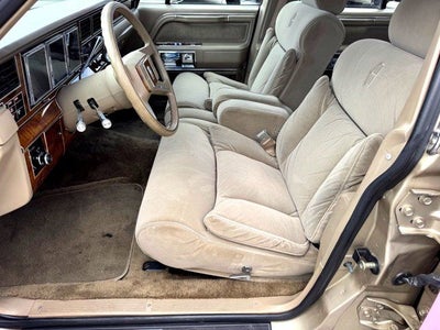 1989 Lincoln Town Car Signature