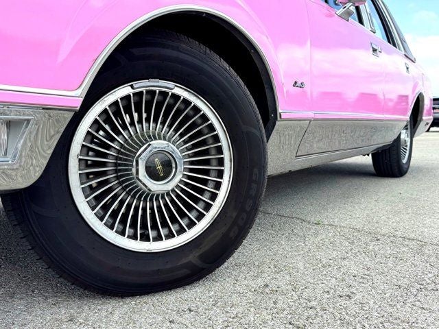 1989 Lincoln Town Car Signature