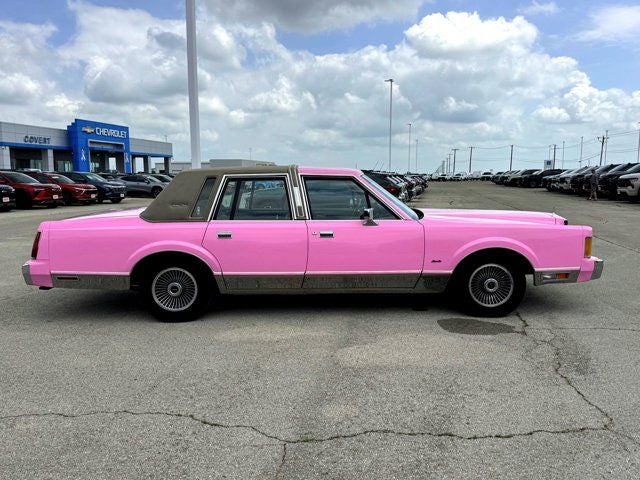 1989 Lincoln Town Car Signature