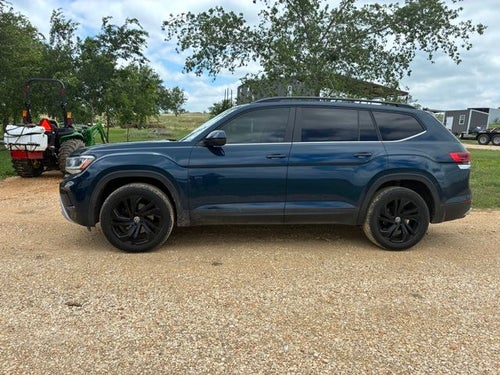 2022 Volkswagen Atlas 3.6L V6 SE w/Technology