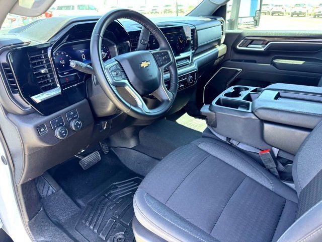 2024 Chevrolet Silverado 3500HD LT