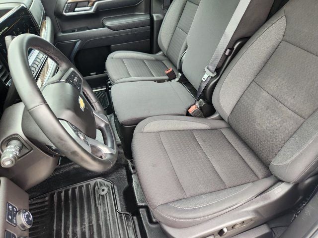 2025 Chevrolet Silverado 1500 LT LT1